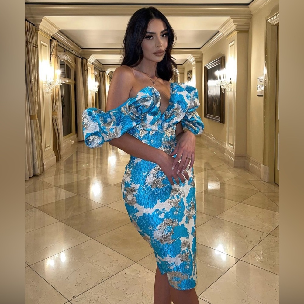 Stunning Off The Shoulder Midi Dress